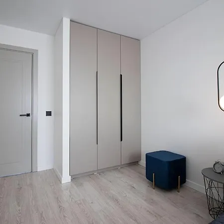 Cozy Flat Near The Old Town