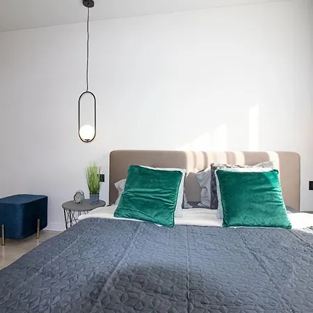 Cozy Flat Near The Old Town
